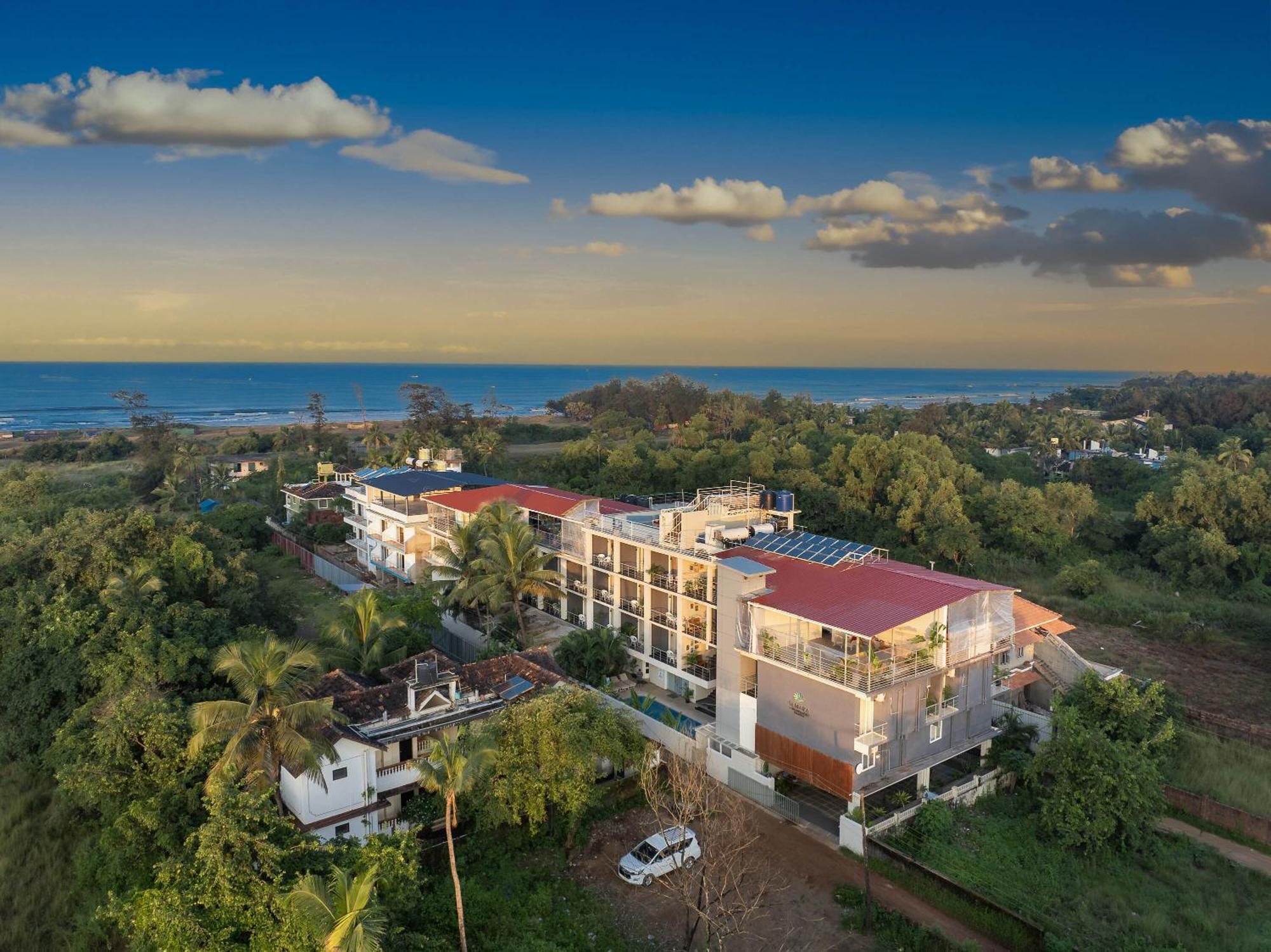 מלון Echor Samara Morjim Goa Sea View Restro מראה חיצוני תמונה